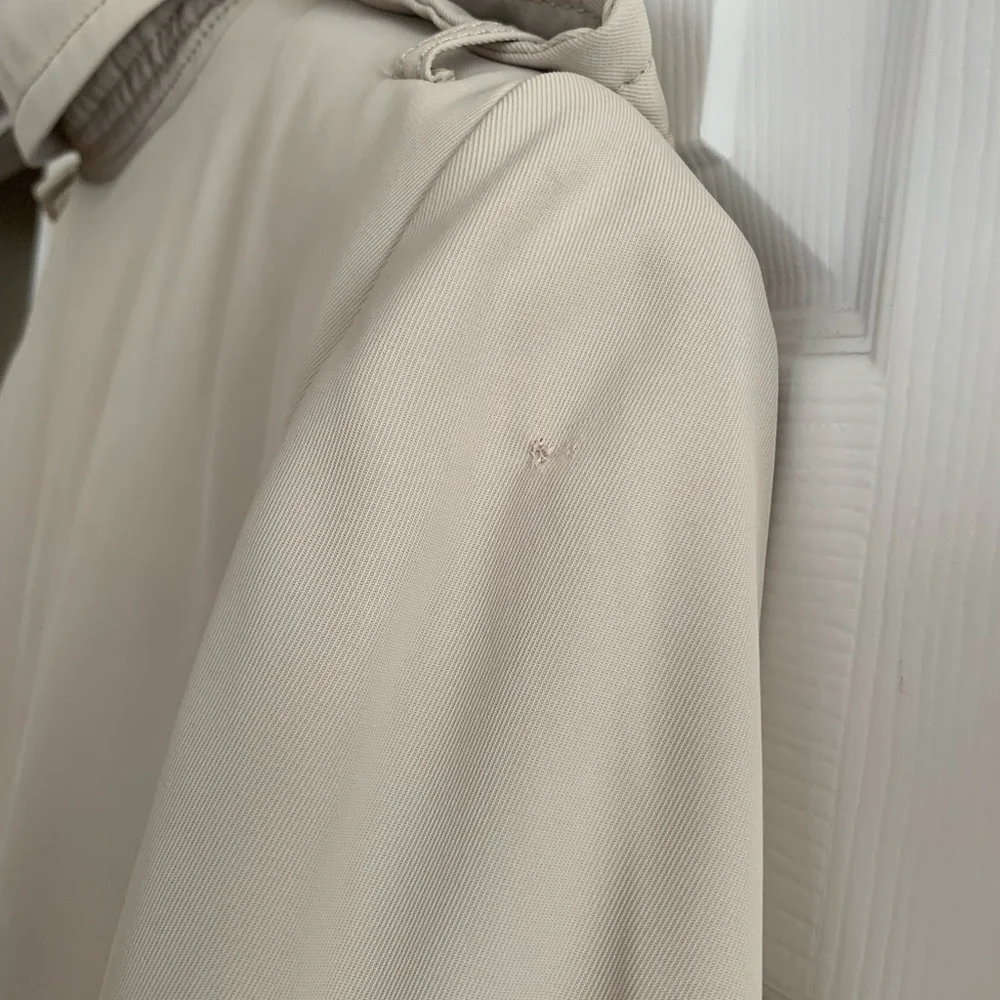 Banana Republic Trench Coat: Khaki Beige, 2 Side Pockets, 2 Side Slits M - Picture 15 of 16